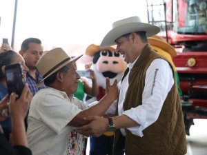 M&aacute;s inversi&oacute;n y equipamiento fortalecen soberan&iacute;a alimentario en Puebla: Armenta Mier&nbsp;