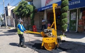Campa&ntilde;a Capitalina Bacheando Puebla: contribuye a una movilidad segura