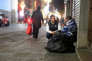 SMDIF brinda atención a migrantes y personas en situación de calle en el dormitorio municipal