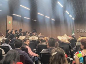 Congreso local conmemora D&iacute;a del Charro