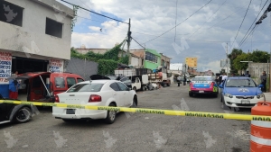 Riña entre vecinos deja balacera y un muerto en Puebla capital