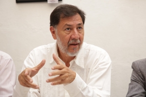 Campaña contra diputados que avalaron alza del agua, es “demagogia”: Fernández Noroña