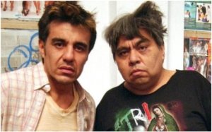 La broma que Adrián Uribe hizo en el velorio de Miguel Galván que provocó la carcajada de Consuelo Duval