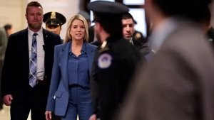 "No es Solo un Narcotraficante, Es un Monstruo&rdquo;: Pamela Bondi Sobre Detenci&oacute;n de Maduro