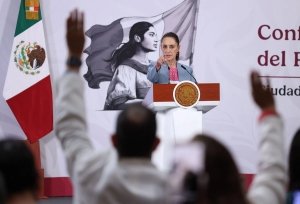 Agentes de EU que murieron en Chihuahua colaboraban con autoridades estatales, se&ntilde;ala Sheinbaum