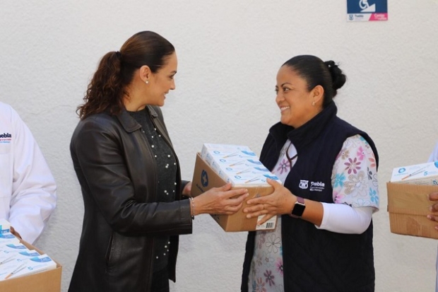 SMDIF Puebla recibió donativo de 20 mil jeringas para la aplicación de insulina a pacientes con diabetes