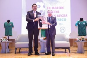 Gobierno del Estado de Puebla y Jos&eacute; Ram&oacute;n Fern&aacute;ndez proyectan legado mundialista de M&eacute;xico