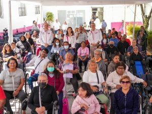 Fortalecen MariElise Budib y Pepe Chedraui la inclusi&oacute;n social con entrega de aparatos ortop&eacute;dicos