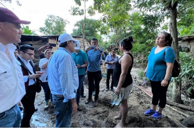 Acude Sergio Salomón a Venustiano Carranza para verificar daños por inundaciones