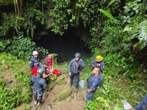Gobierno Estatal mantiene operativo de alta especialidad para b&uacute;squeda en Cuetzalan