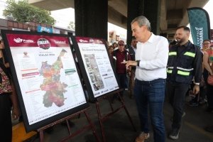 Con el Tren Capitalino de Pavimentaci&oacute;n, Pepe Chedraui rehabilita las laterales del bulevar Xonacatepec
