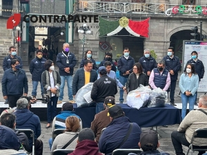 Eduardo Rivera entrega mil uniformes a sindicalizados del Ayuntamiento de Puebla