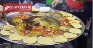 &iexcl;Viva la comida! Poblanos celebran el Grito con un corredor gastron&oacute;mico en el Z&oacute;calo.