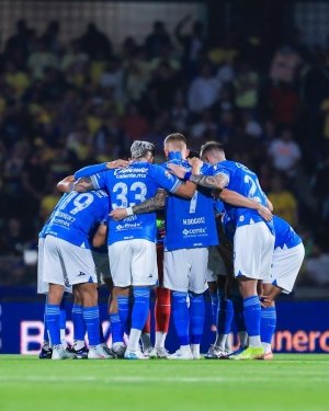 Cruz Azul dedica mensaje a sus aficionados y estos responden molestos