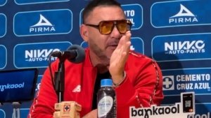 No est&aacute; a la altura: La feroz rajada del 'Turco' Mohamed Tensi&oacute;n en la sala de prensa del Estadio Azteca