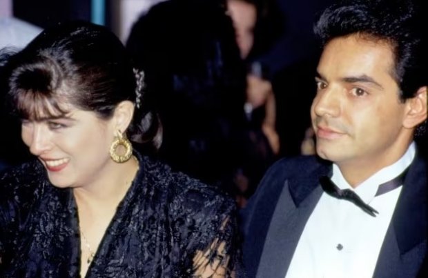 Victoria Ruffo quiere que le paguen por reencontrarse con Eugenio Derbez y tomarse foto