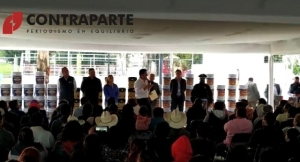 El alcalde poblano Eduardo Rivera entrega mil 400 apoyos a comités ciudadanos