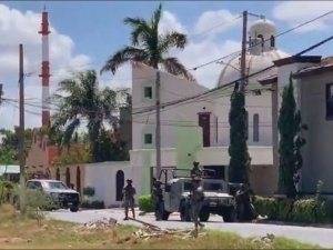 Marina mata y persigue con helicóptero a sicarios en Matamoros