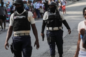 Queman al menos a 10 pandilleros vivos en Haití
