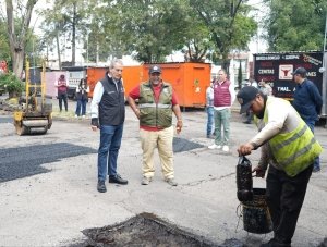 Pepe Chedraui contin&uacute;a recorriendo la capital con el programa permanente "Bacheando Puebla"