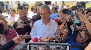 Puebla alista licitaci&oacute;n para rehabilitar paraderos: Chedraui