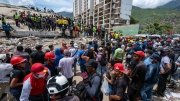 Esperanza se Agota en Venezuela: Casi 1,500 Muertos y M&aacute;s de 50,000 Desaparecidos por Terremotos