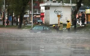 Intensa lluvia dejó solo inundaciones 