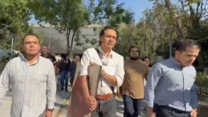 Marx Arriaga deja la SEP tras cuatro d&iacute;as &ldquo;atrincherado&rdquo; en su oficina