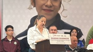 Congreso respalda entrega de becas de Bienestar