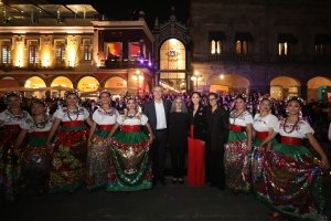 Macroconcierto sinf&oacute;nico engalan&oacute; el Z&oacute;calo de la Ciudad en el marco del 494 aniversario de la fundaci&oacute;n de Puebla