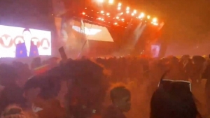Imágenes en Nuevo León: suman 9 muertos y 27 hospitalizados tras caída de escenario durante evento de Máynez