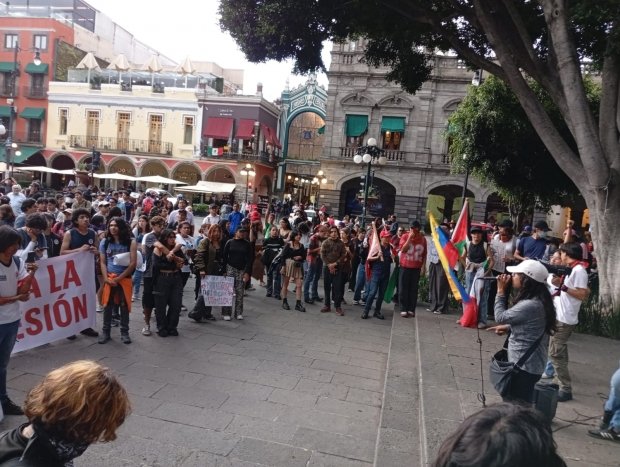 Estudiantes de la BUAP Politizan Conmemoración del 2 de Octubre con Consignas Antiisraelíes