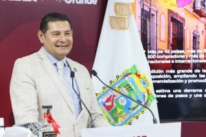 Conectividad, infraestructura y promoci&oacute;n internacional fortalecen desarrollo tur&iacute;stico: Armenta Mier