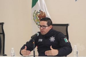 100 municipios de Puebla certificaron a policías