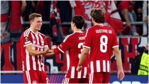 &iexcl;El nuevo amuleto del Olympiacos! La Hormiga Gonz&aacute;lez, titular en una goleada de esc&aacute;ndalo