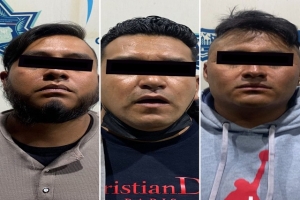 Policía municipal de Puebla detiene a tres hombres por robo a pasajeros de la ruta 54