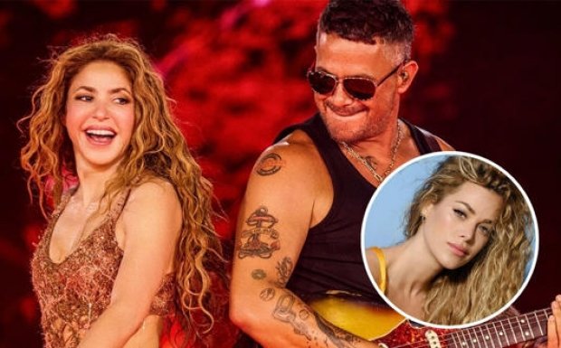 Shakira lanza piropo a Alejandro Sanz en pleno concierto y novia del cantante responde: “Se convirtió en Clara Chía”