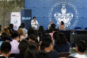 El Bachillerato 5 de Mayo, sinónimo de prestigio académico: Rectora Lilia Cedillo