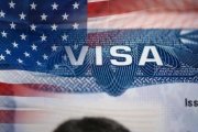 Donald Trump impone nuevo precio para las visas; turistas y estudiantes deberán pagar cuota extra de al menos 4 mil 700 pesos para tramitarla