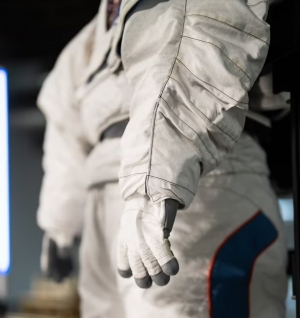 Prada vestirá a los próximos astronautas de la NASA que irán a la Luna