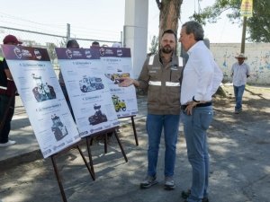 Supervisa Pepe Chedraui intervenci&oacute;n del Tren Capitalino de Pavimentaci&oacute;n en la colonia Vicente Guerrero