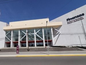 Gobierno de Puebla licita servicio para conservar en buen estado su flotilla vehicular