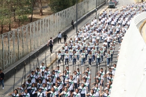 6 mil estudiantes ensayan para el desfile del 5 de Mayo