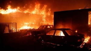 Aumenta a 64 el número de víctimas por el incendio en Chile
