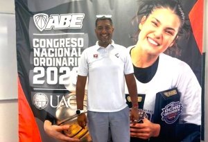 Acude entrenador de la UMAD al Congreso Nacional Ordinario de la Liga ABE
