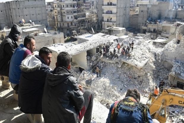 Mueren 16 personas en Siria tras colapso de edificio