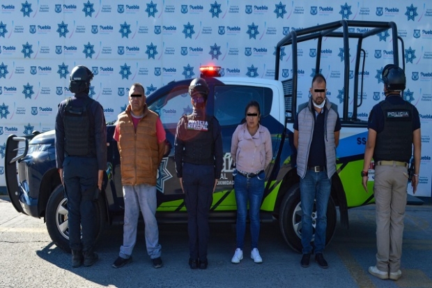 Siete integrantes de “los cubanos”, fueron detenidos por la policía municipal de Puebla