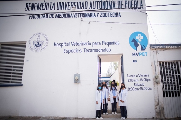 Inaugura Lilia Cedillo Hospital de Pequeñas Especies en la BUAP Tecamachalco