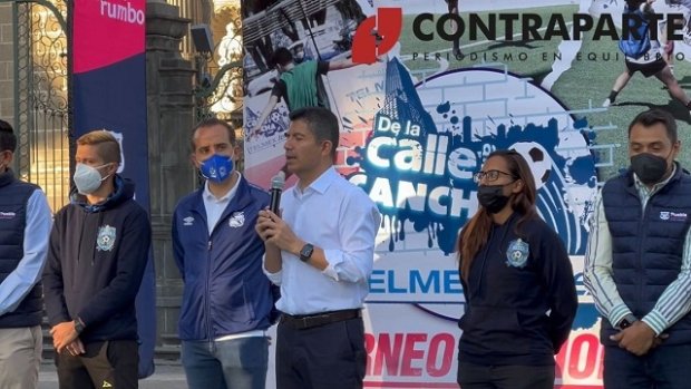 Eduardo Rivera da la bienvenida a las oficinas centrales de la SEP Federal