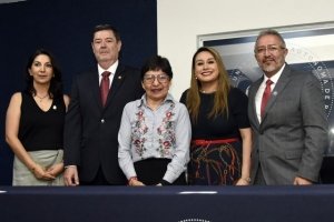 Reconoce Lilia Cedillo avances acad&eacute;micos y de infraestructura en Estomatolog&iacute;a BUAP